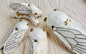 Les Cigales aux Ailes d'Or - Faïences Louis Sicard