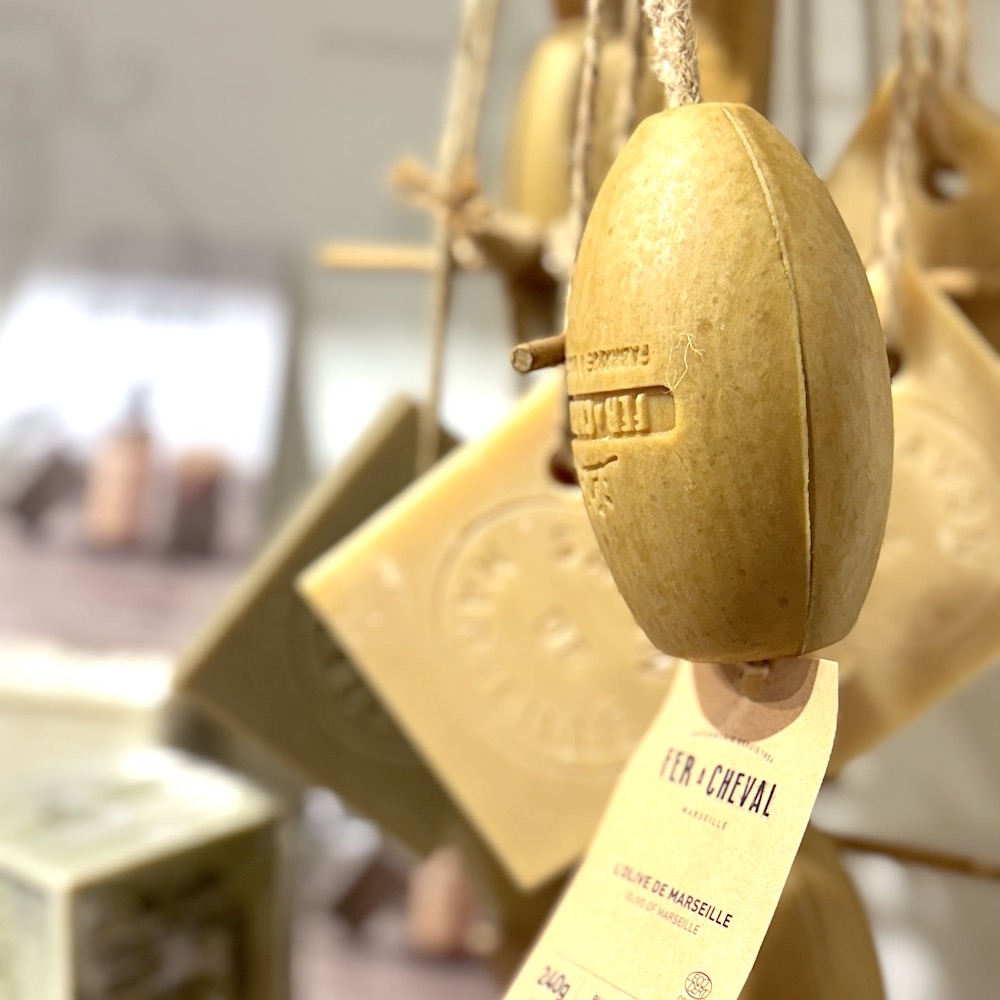 Savon de Marseille à Pendre - Le Fer à Cheval - Boutique déco Louis Sicard